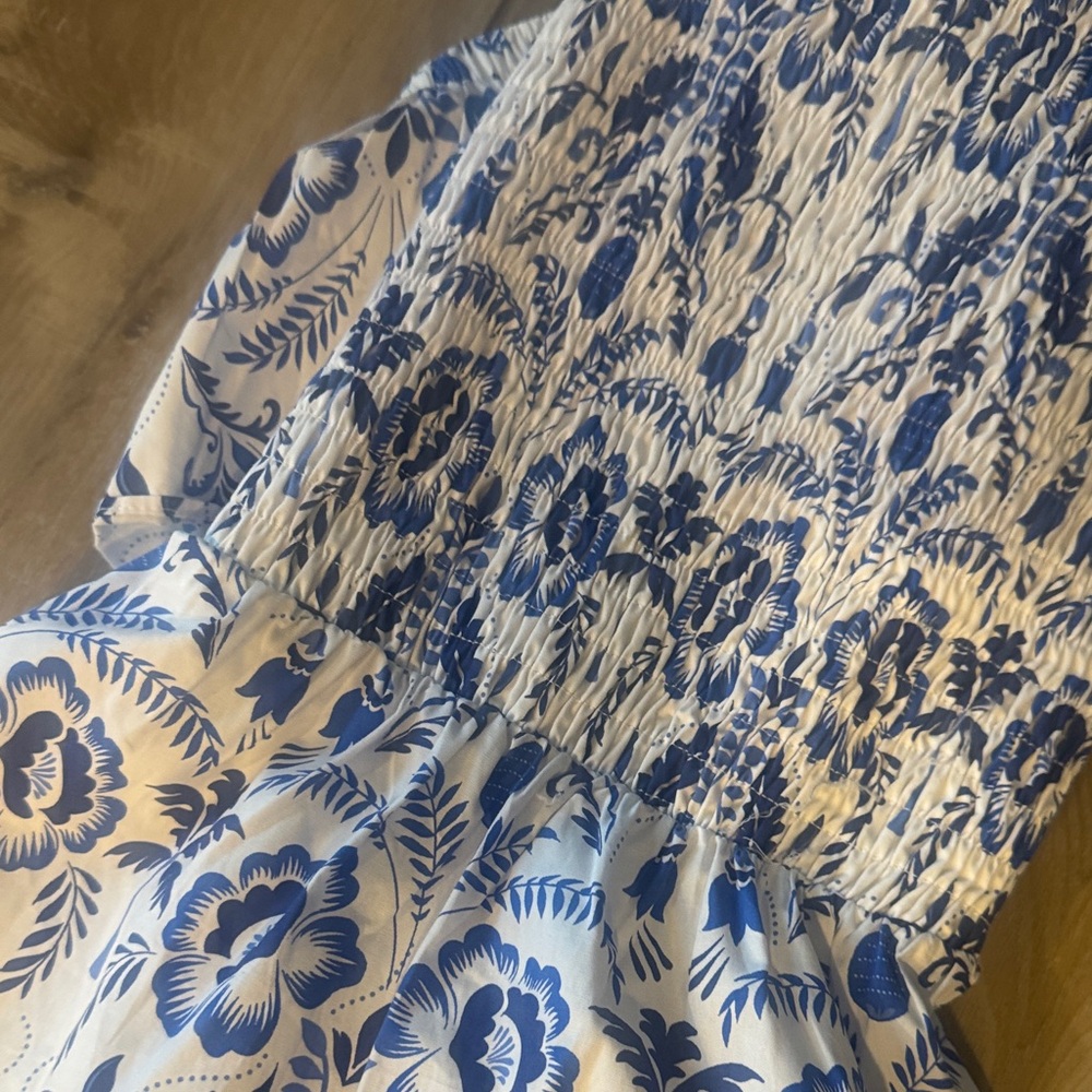 Off-Shoulder Blue & White Floral Midi Dress - Picture 10 of 11